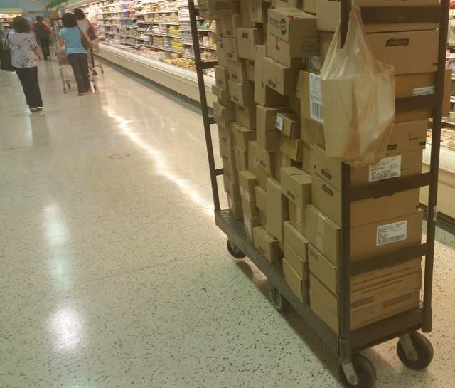 Miami Supermarket Employee Rolled Cart over foot or toe