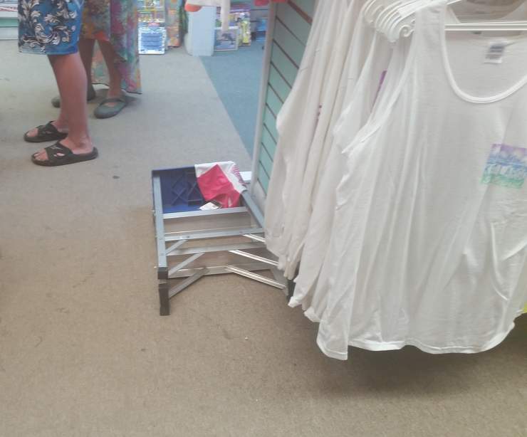 Miami Retail Store Accident Lawyer for trips and falls over object on the sales floor such as a ladder. Serving Key Largo and anywhere in Florida.