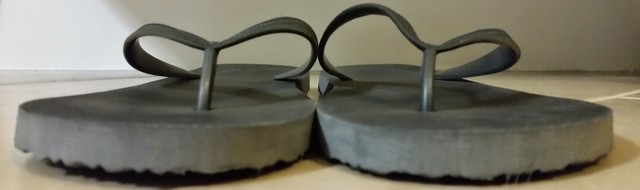 How Wearing Flip-Flops (Sandals) Affect a Slip and Fall Case