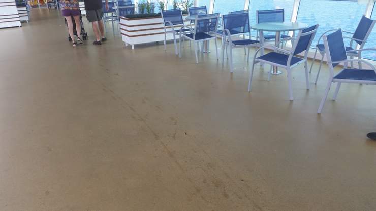 Slip and fall on water on the floor of the deck on a cruise ship.