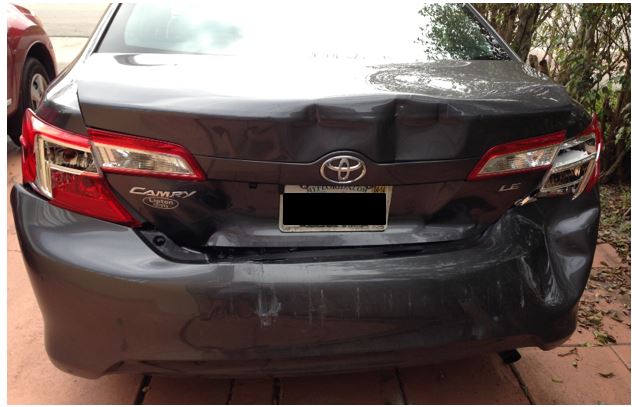 Rear end damage to car of passenger who claimed meniscus (knee) tear