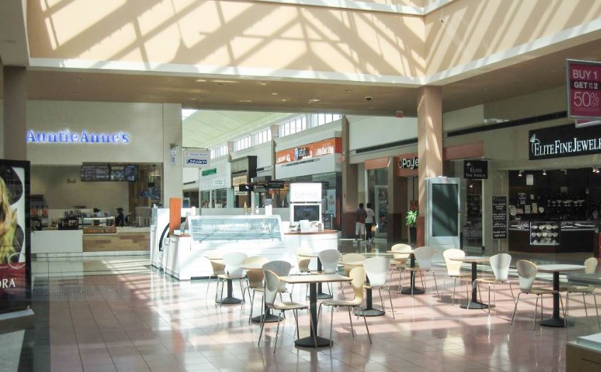 Pembroke Lakes Mall